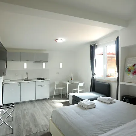 Candia House 50